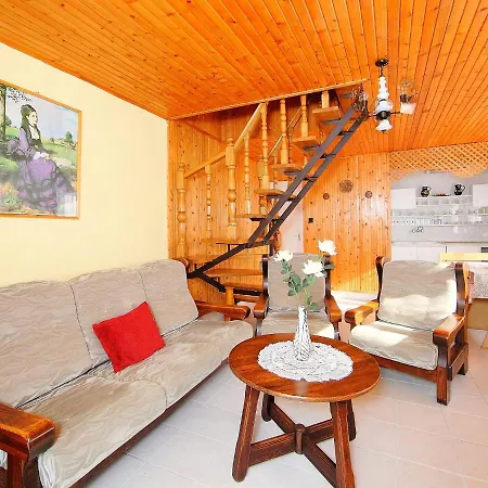 Holiday Balaton H354 度假居 *